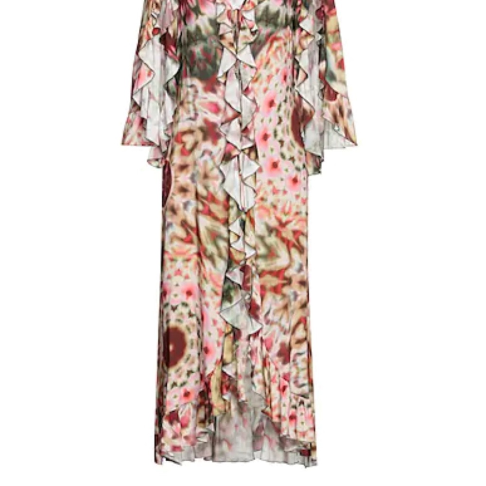 Charo Ruiz Cover Up - Picture 3 of 4